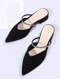 Woman black point toe shoes (size:38, US7)