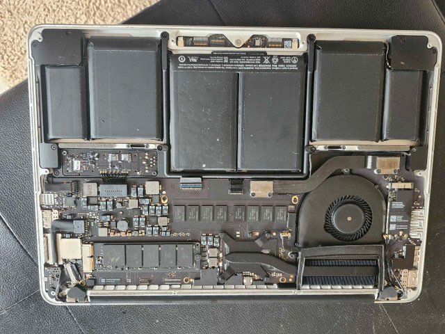 MacBook Pro Retina for parts in Laptops in Leamington
