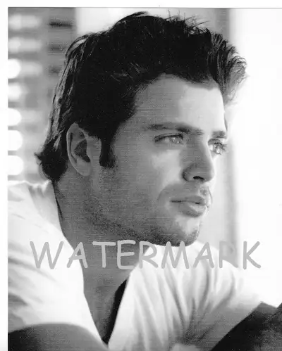 FOR SALE: A glossy 8 x 10 Black & White quality headshot publicity photograph of actor, singer, mode...