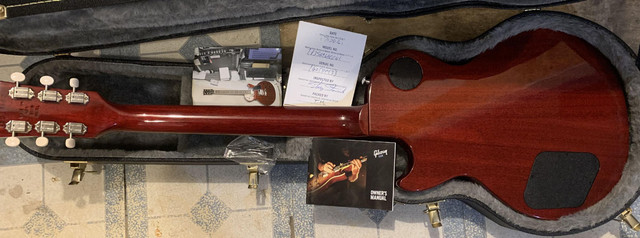 GIBSON LES PAUL SPECIAL PREMIUM LTD EDITION in Guitars in Markham / York Region - Image 3