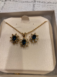 Blue sapphire and diamond earrings and necklace set