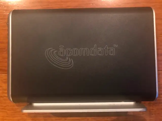 EXTERNAL HARD DRIVE ENCLOSURE in Flash Memory & USB Sticks in Moncton - Image 2