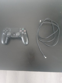 Playstation 4 [Comes with all cords and controller]