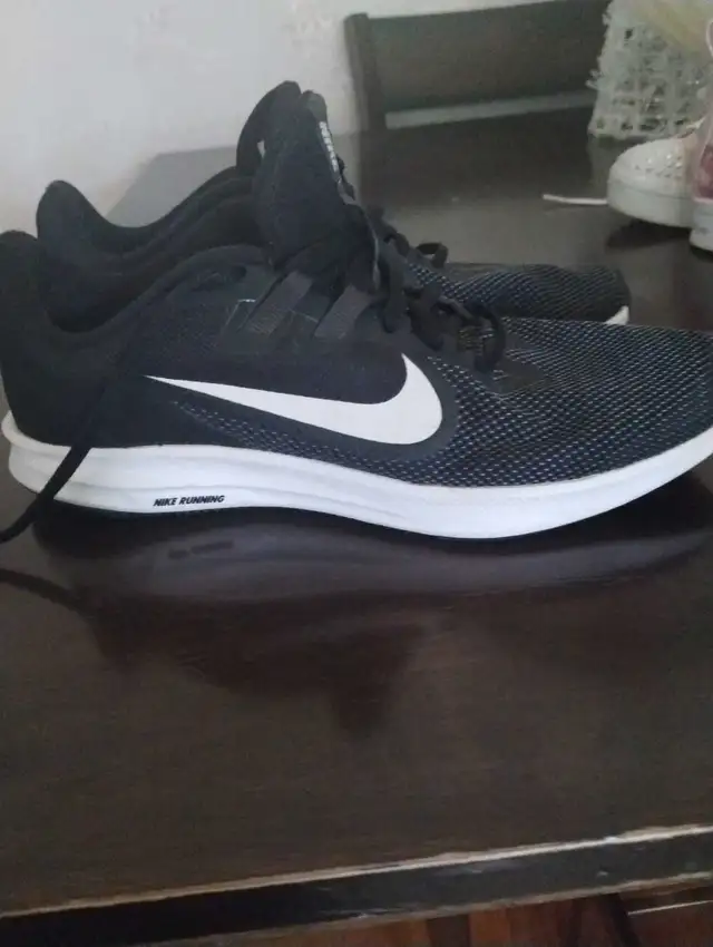 Nike Downshifter 9 in Men's Shoes in Cambridge - Image 4