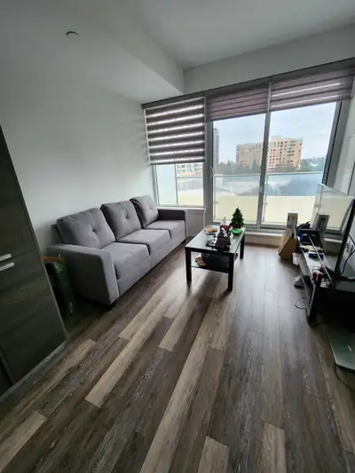 1 bedrm+den condo rental in heart of North York
