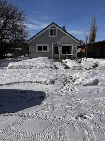 One bedroom and one bathroom house in Calmar. Attic converted for possible bedroom/office/storage. W...