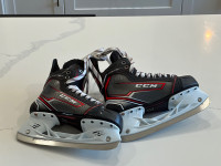CCM JetSpeed Xtra Pro junior ice skates size 5 D