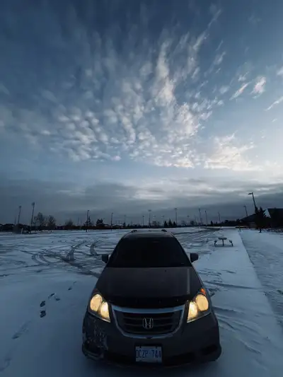 Safety just done Rust proofing done New battery, alternator, Timing done with spark plugs Daily driv...