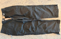 Gap Utility Pants in Black size 33 x 30