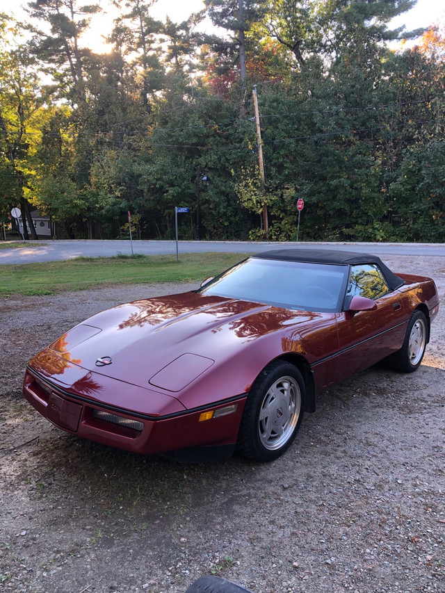 88 corvette in Classic Cars in Gatineau