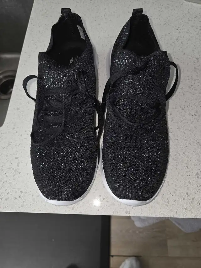 Shoes size 8 in Men's Shoes in Barrie - Image 2