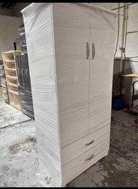 Modern Wooden Wardrobe – Stylish Storage Solution for Bedroom City of Toronto Toronto (GTA) Preview