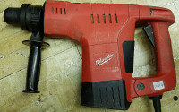 MILWAUKEE 1-1/2 ROTARY AND CHIPPING HAMMER
