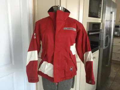 BRAND NEW SPYDER SKI JACKET SIZE SMALL, View more