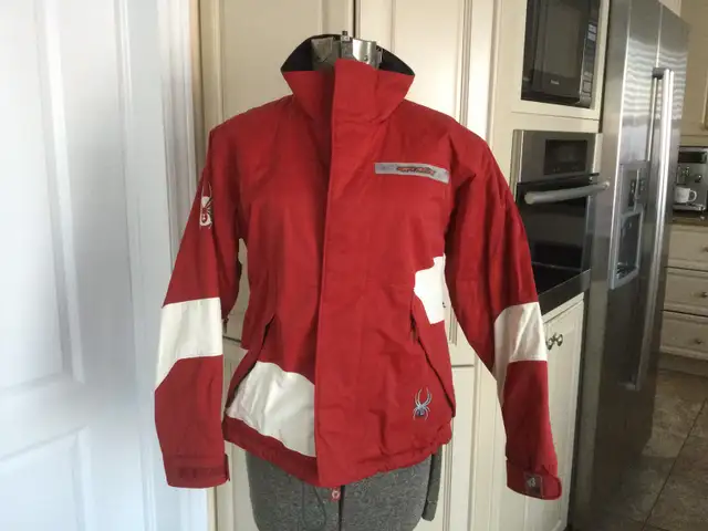 BRAND NEW SPYDER SKI JACKET SIZE SMALL in Women's - Tops & Outerwear in City of Montréal - Image 2