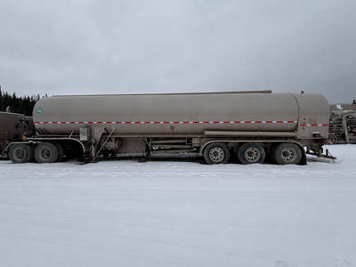 ACI Selling x5 Tridem Alloy Custom Nitrogen Bulkers. Manufacturer: Alloy Custom Years: 2006 - 2012 C...