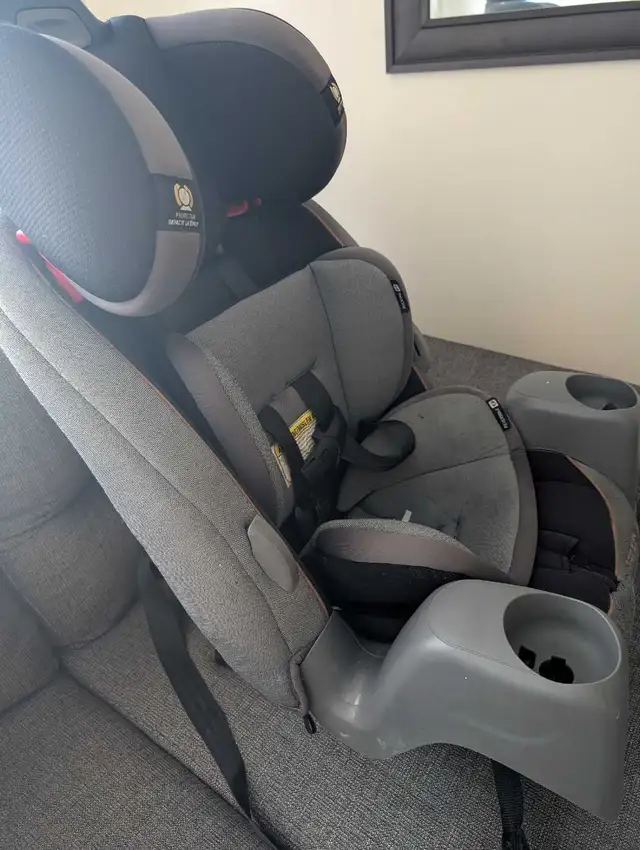 Sièges d'auto safety 1st  in Strollers, Carriers & Car Seats in City of Montréal - Image 7