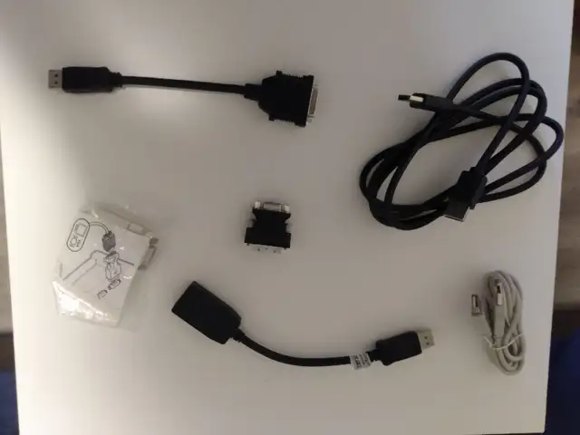 Different Types of Computer Connectors/Cables/Adapters63373408993409121