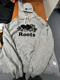 XL roots pullover hoodie