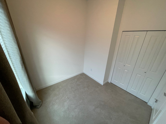 Room for rent in nice place in Room Rentals & Roommates in Delta/Surrey/Langley - Image 4