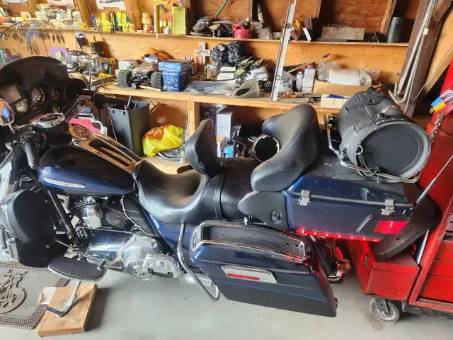 2012 Harley-Davidson Electra Glide  in Touring in Medicine Hat - Image 6
