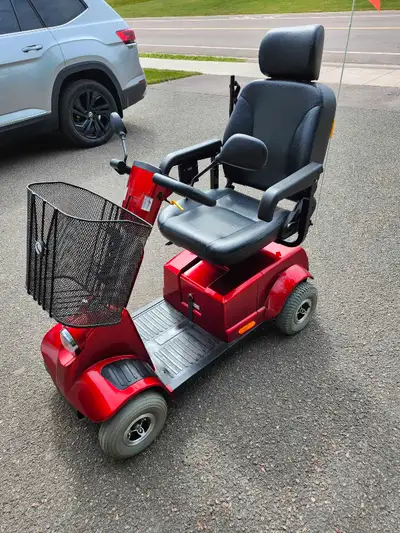 Bought new in 2022 for my mother. Used a dozen times or so. Never winter driven. New batteries. Must...
