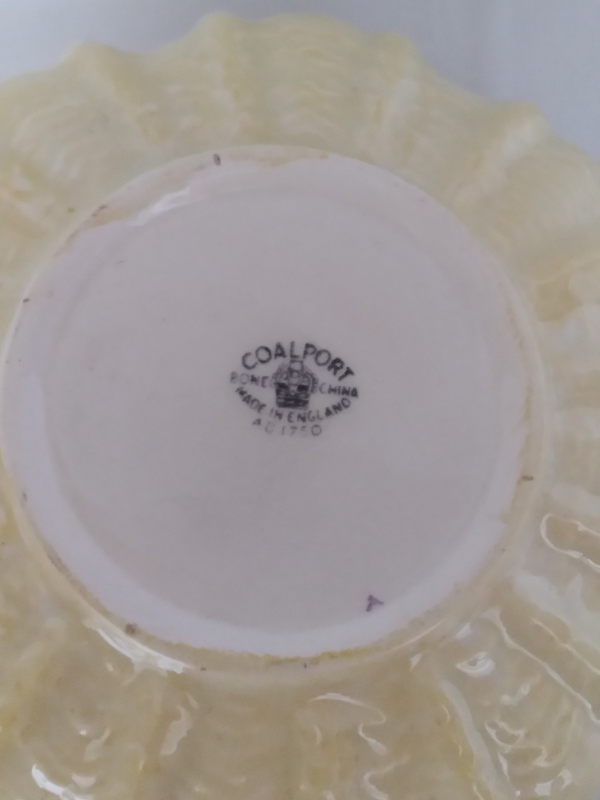 Coalport Bone China Flower Basket in Arts & Collectibles in Barrie - Image 4