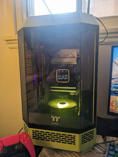 Full High End Gaming Set-Up, View more