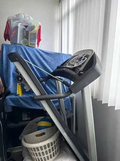 Pick up near bramalea city center. In working condition comes with all wires. No longer using. You c...