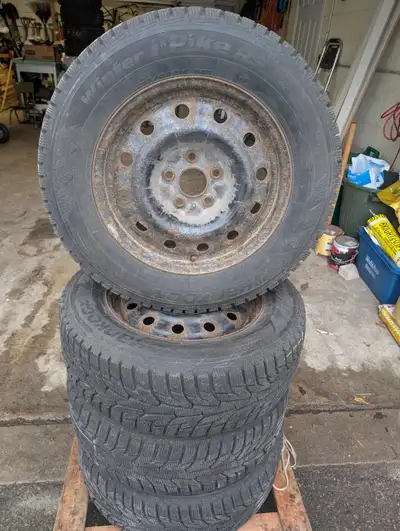Tires in great shape, rims a bit rusty. Bolt pattern 5 X 114.3. Fits older Sienna, Rav4, and many ot...