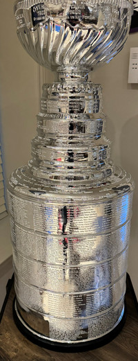 NHL Stanley Cup Trophy Full Size replica - NHL Playoffs