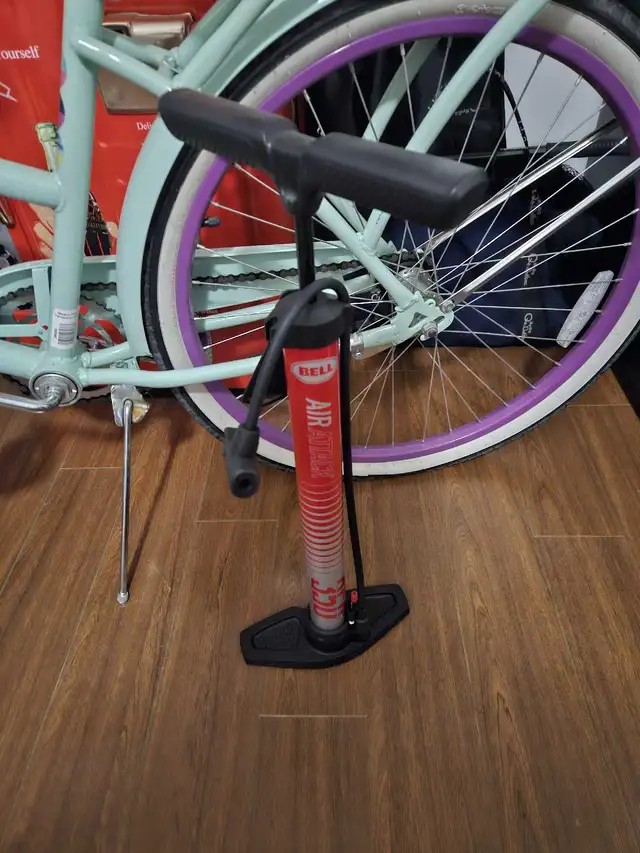 bicyclette vintage. in Cruiser, Commuter & Hybrid in Laurentides - Image 5