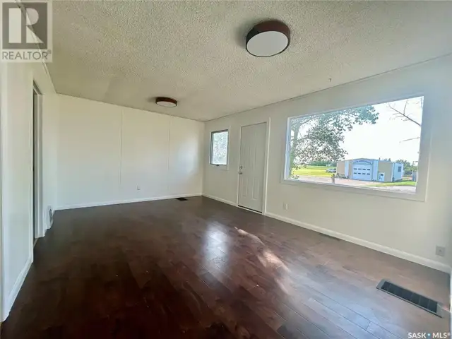 2 Beds 1 Bath House63735894149505123