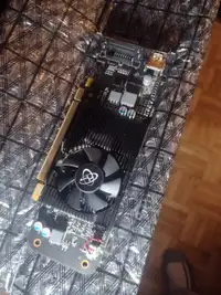 Rare GPU XFX R9 AMD LP carte vide rare