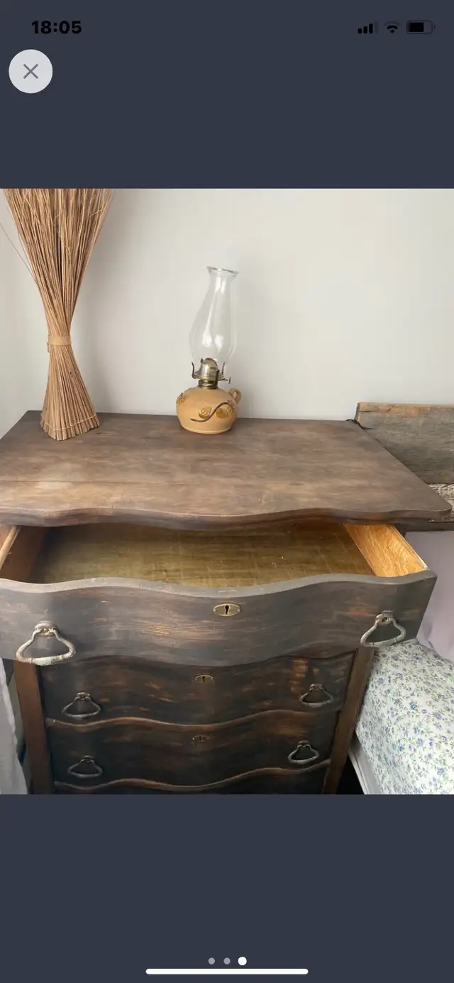 Meuble antique  in Other in Lanaudière - Image 4