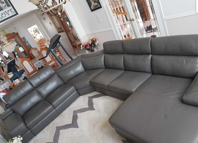 High-end sectional like new  in Couches & Futons in Kamloops