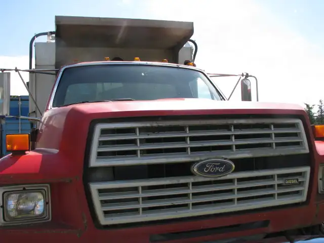 Heavy Dump Truck - Works Well in Heavy Trucks in Kamloops - Image 3