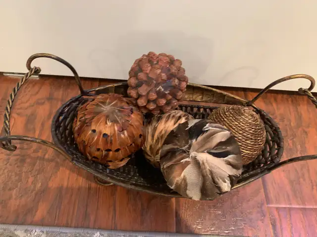Basket - metal and wicker63008306581377122