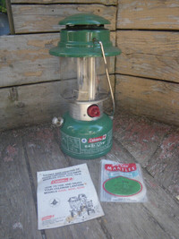 Vintage Coleman 321C lantern; fanal; lanterne sa boîte