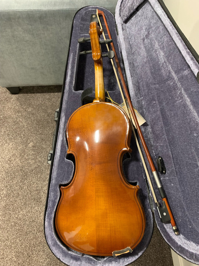 Violin - Half size (Kids) for sale in Other in Edmonton - Image 2