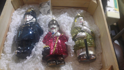 Polonaise Complete Boxed Set Xmas Ornaments Baker Street Series, View more