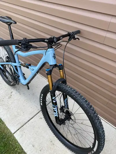 Ibis Ripley v4 carbon XL, View more