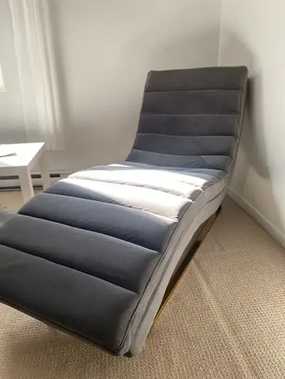 Sofa Structube, View more