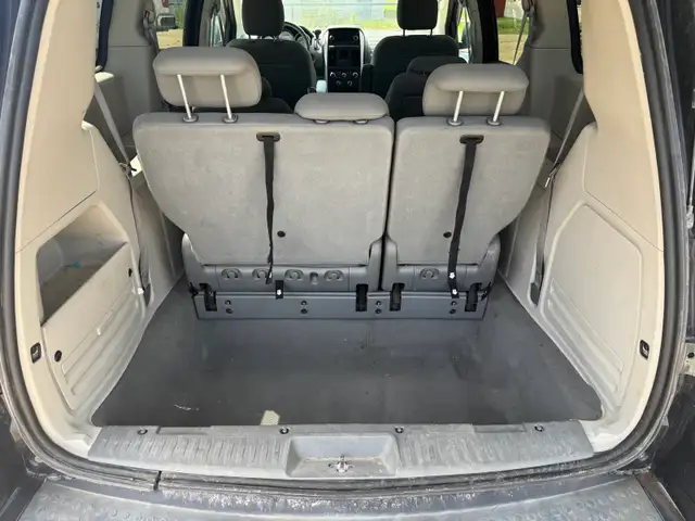 Dodge caravan 2010 stowngo510357361248194568