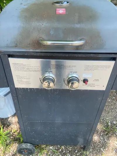 Free barbecue. Works fine just needs a clean up and maybe paint