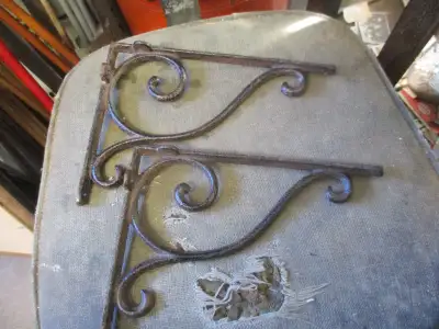 DECORATIVE CAST IRON SHELF BRACKETS $30 A SET COTTAGE BATH DECOR, View more