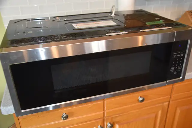 New Samsung LG Over-the-Range Microwaves Scratch/Dent63023586406913121