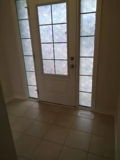 Big  house in Milton  for lease