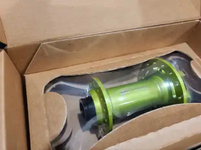 moyeux avant et arrière DT swiss350  vert, View more