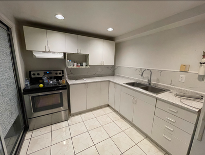 Winston Churchill & Thomas Area Looking for a spacious, bright, and private place to call home? Chec...